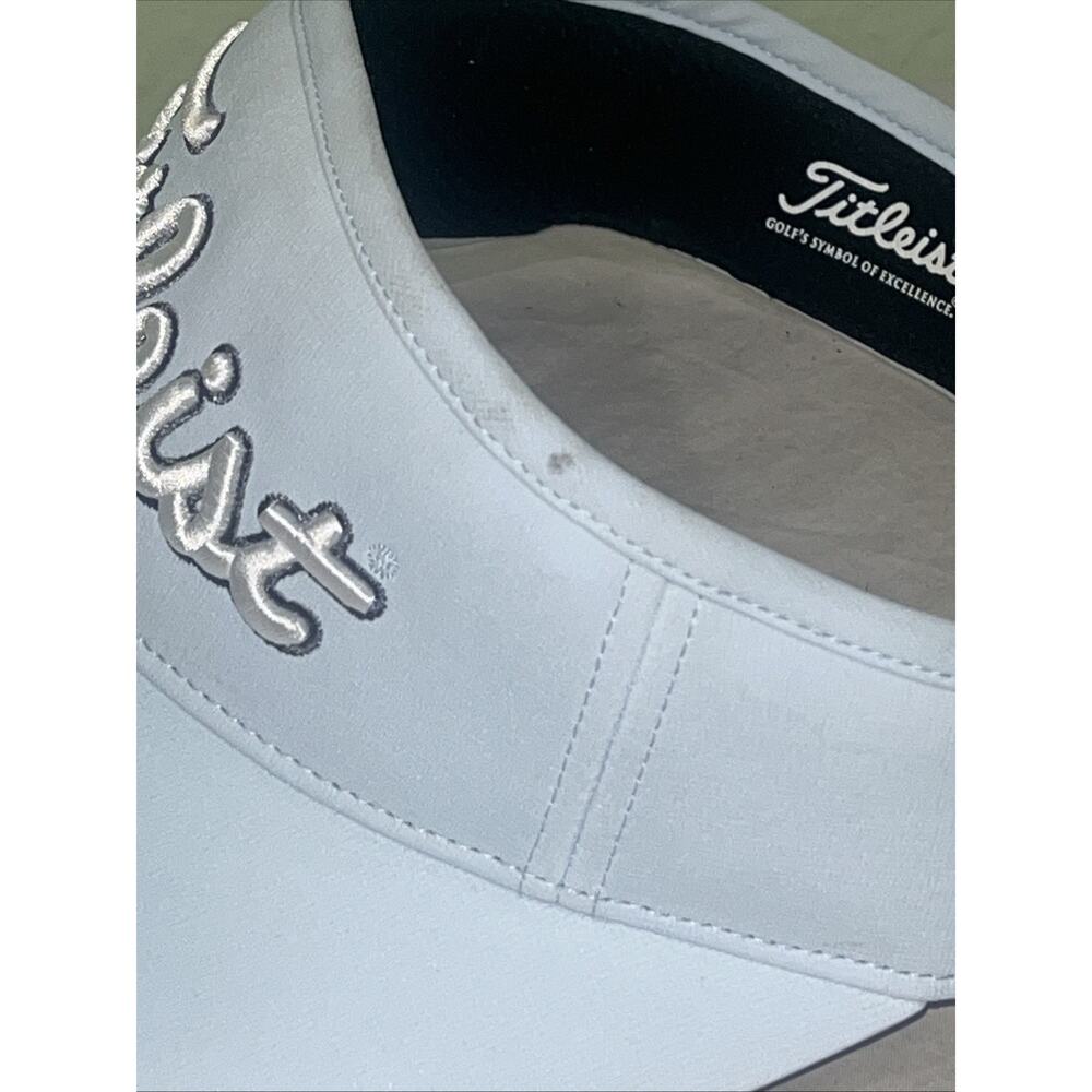 Titleist Ladies Sundrop Golf Visor One Size Hat . Light Cyan Blue. - Picture 3 of 7